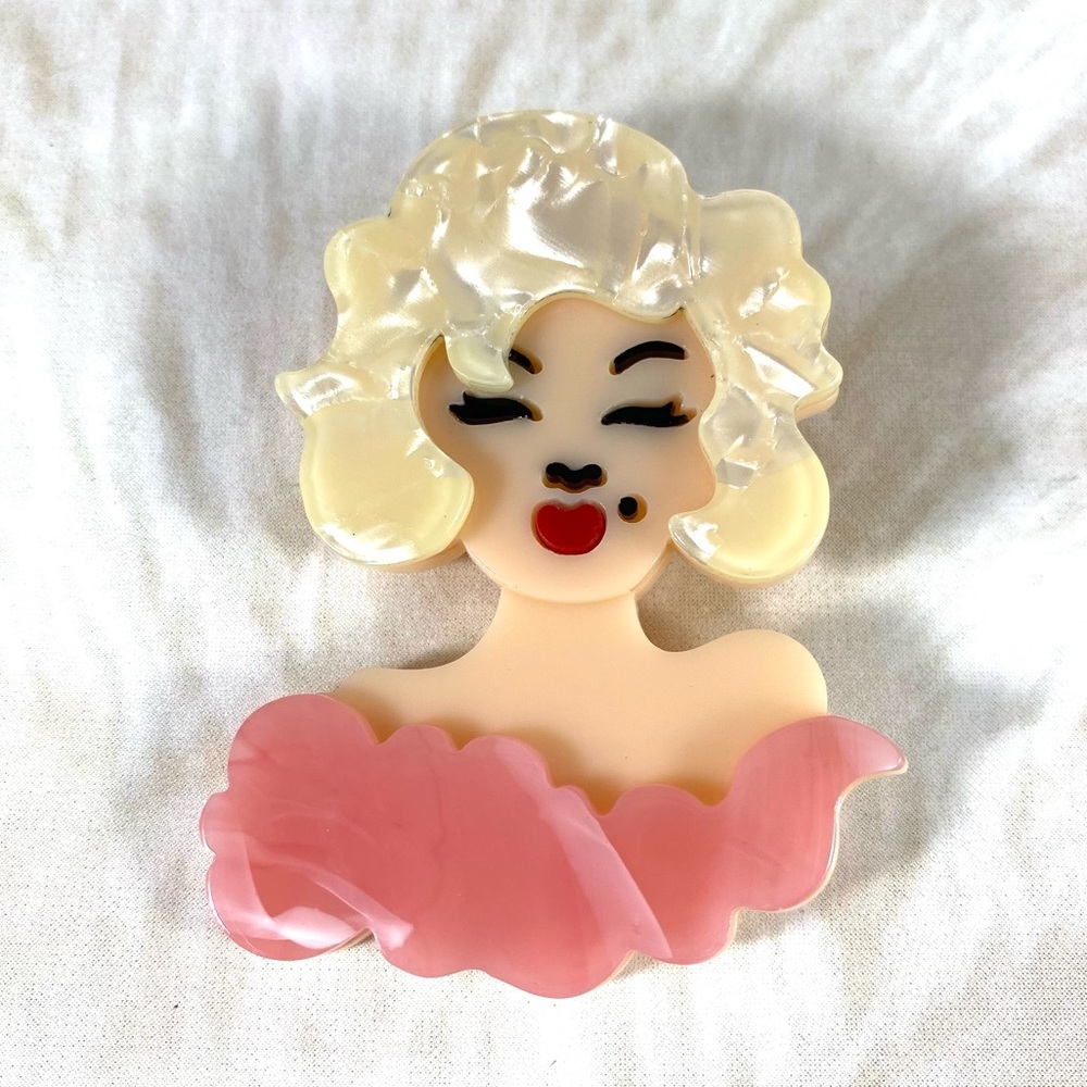 Adorable Marilyn Monroe laser cut acrylic pin.